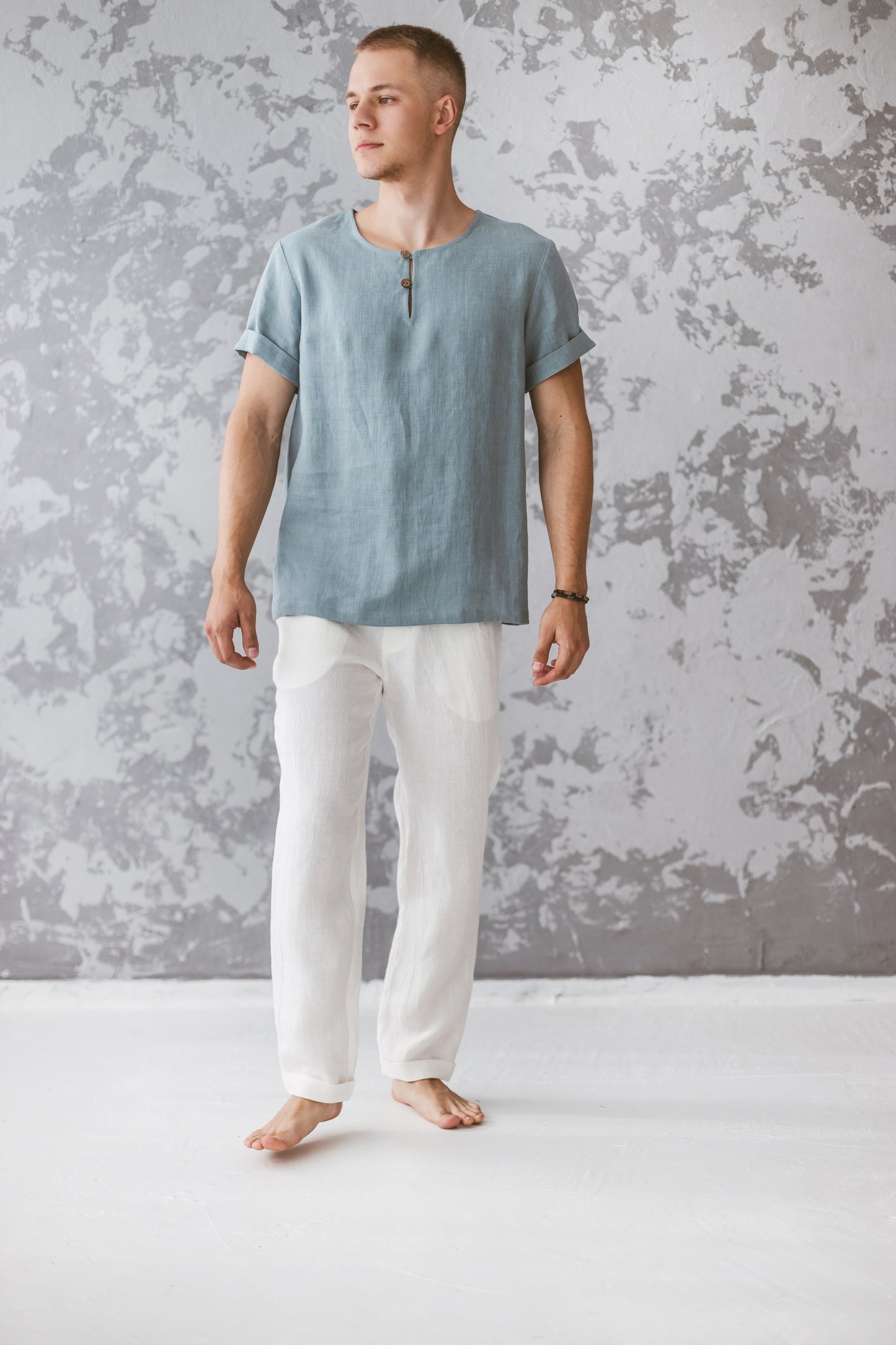 Soft Linen T-shirt with Buttons, L size