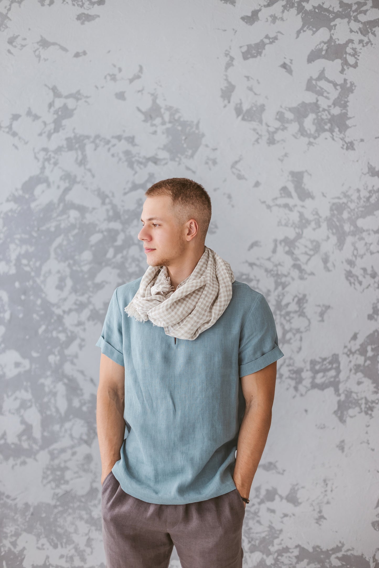 Soft Linen T-shirt with Buttons, L size